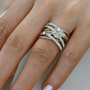 Kay Jewelers Jewelry - Beautiful Two Toned Ring Kay Jewelers Jewelry - Beautiful Two Toned Ring